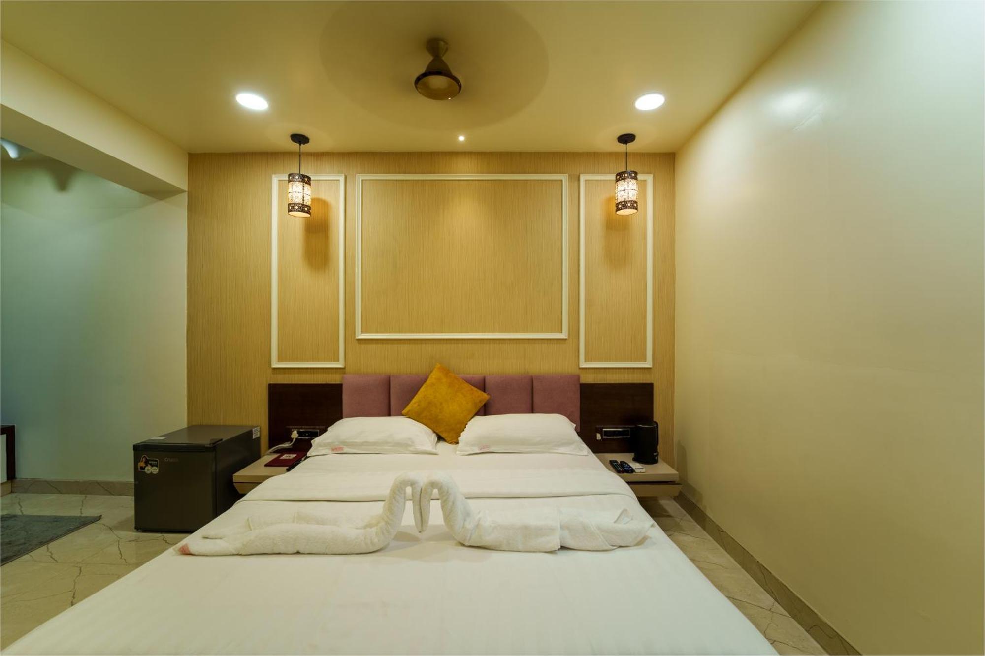 La Hotel Metro Near Bkc — Photos 2